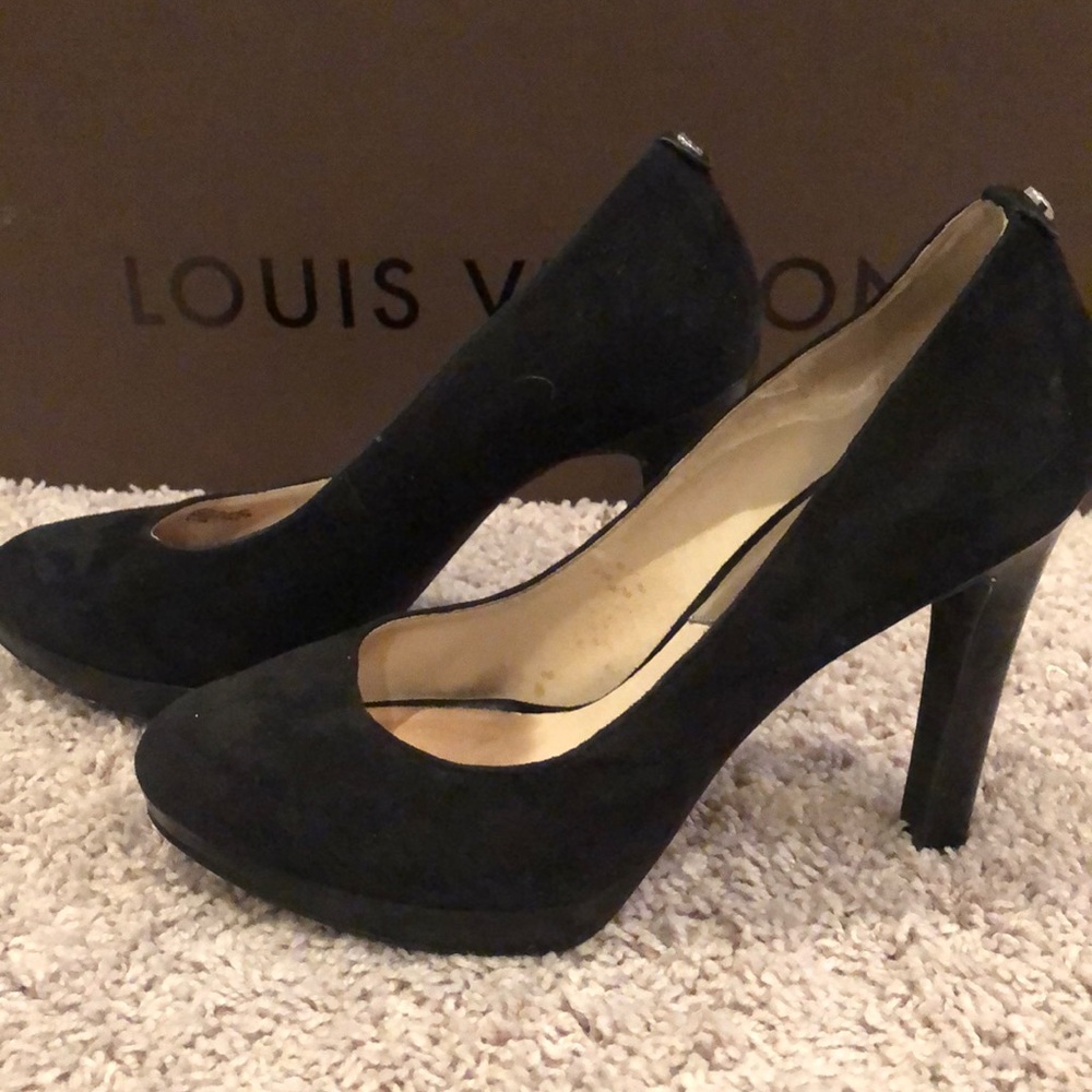 Suede black heels Michael Kors